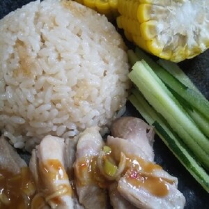 【おうちエスニック】鶏親子で炊飯器カオマンガイ♪